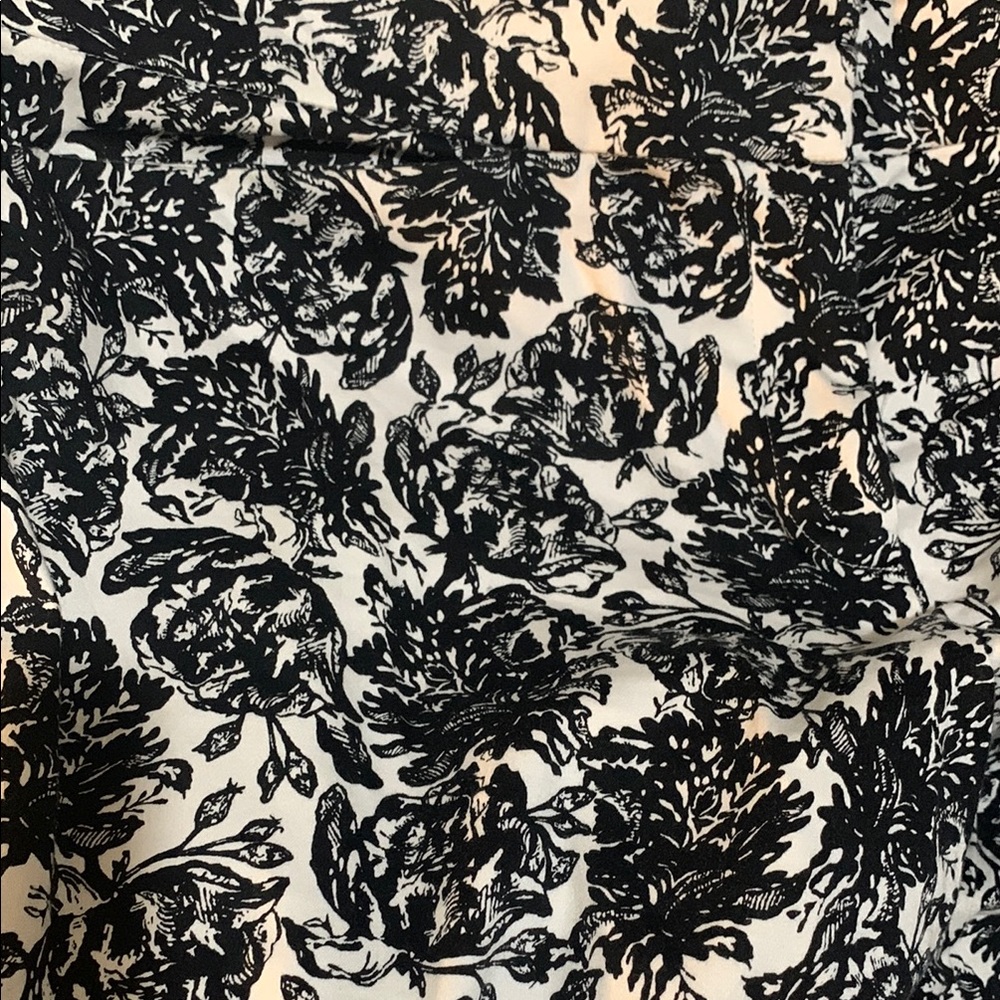 Chico's Monochrome Patterned Pants - image 3